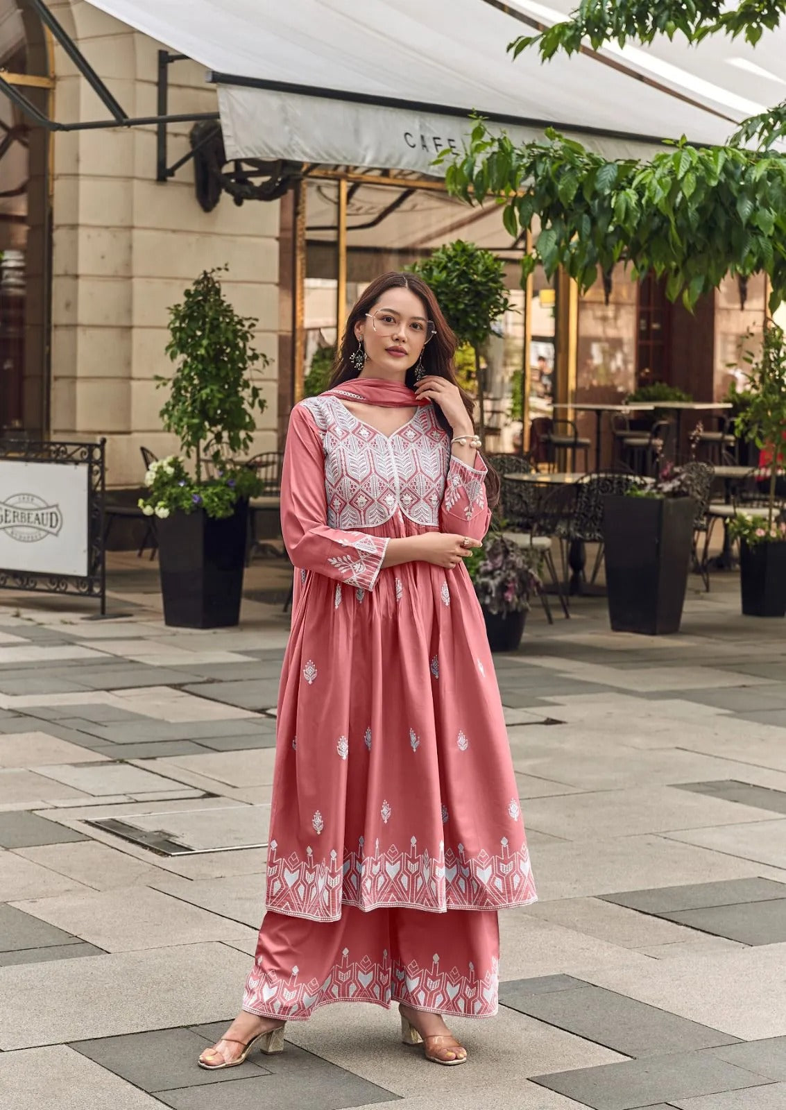Salwar Suit